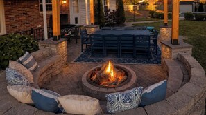 Outdoor dining - Family Resort Home with Heated Pool and Games (Jeffersonville)