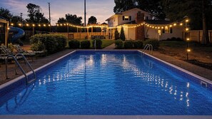 A heated pool - Family Resort Home with Heated Pool and Games (Jeffersonville)