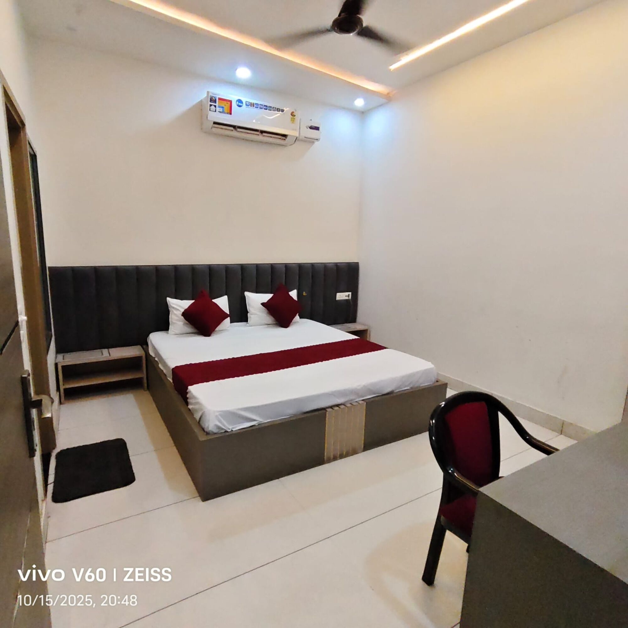Kamar Double Deluks, pemandangan kota | Meja kerja dan Wi-Fi gratis