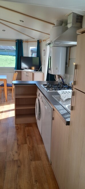 Private kitchen - Vrbo Property (Ramonchamp)