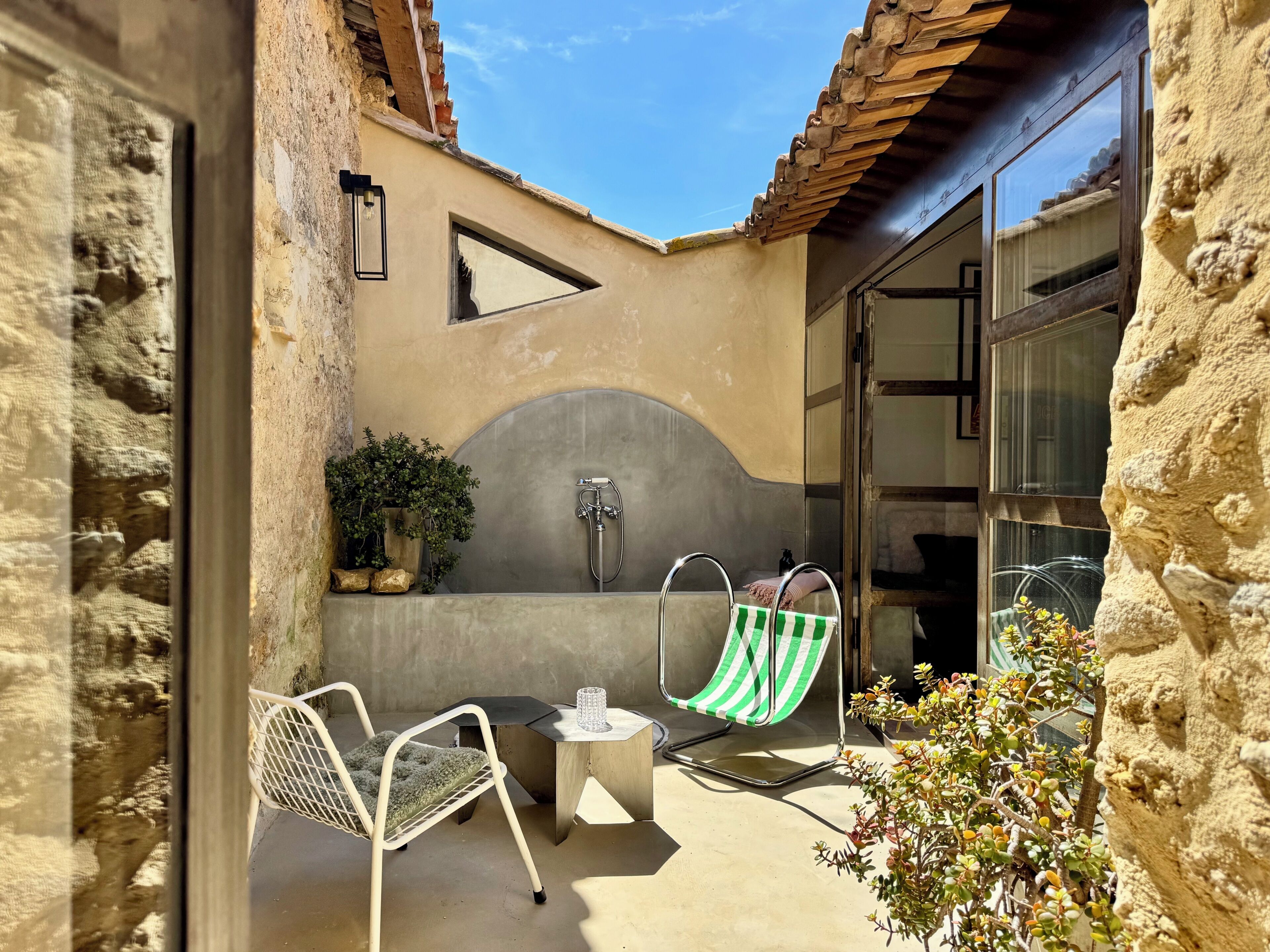 Deluxe Quadruple Room | Terrace/patio