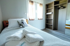 Two Bedroom Apartment with Sea view | In-room safe, soundproofing, free WiFi