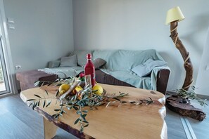 Two Bedroom Apartment with Sea view | Wohnbereich