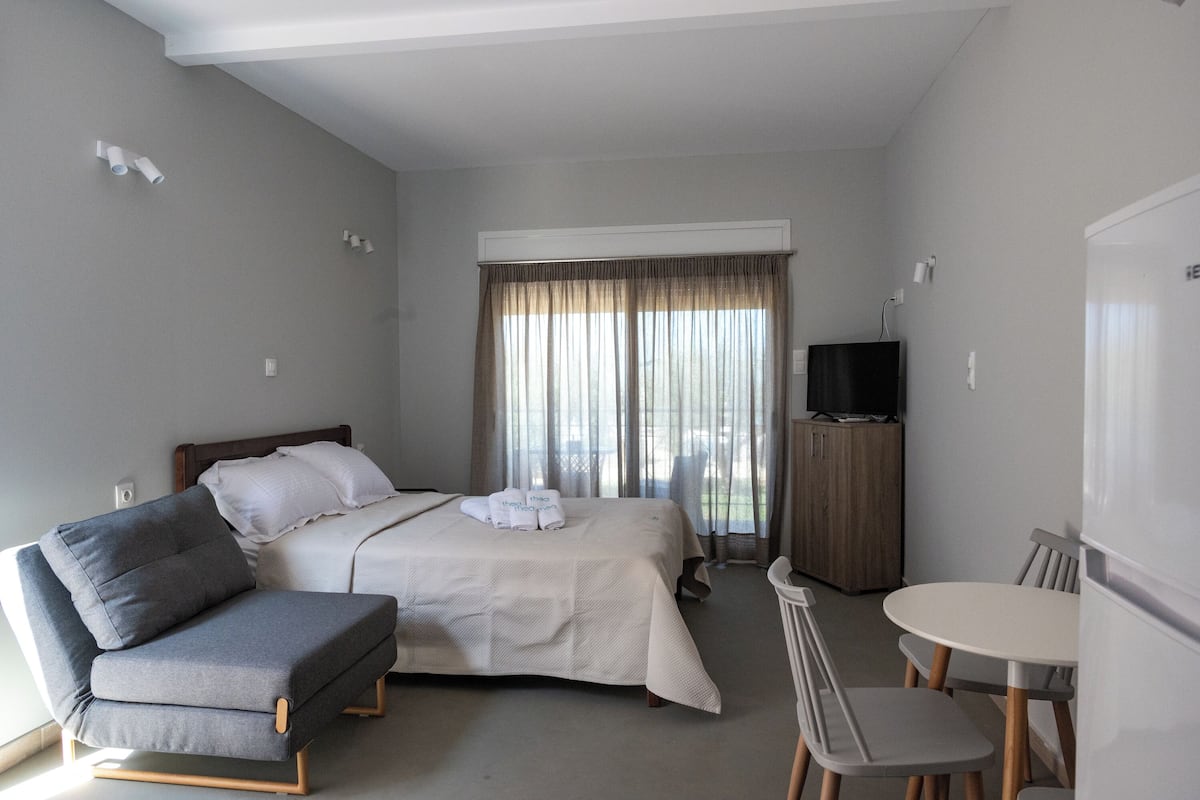 Cozy Double Studio with Sea view | ตู้นิรภัยในห้องพัก, Wi-Fi ฟรี