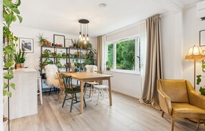 Dining - Awesome apartment in Strandebarm (Strandebarm)