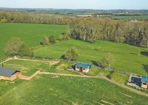 Exterior - 2 bedroom accommodation in Alresford (Alresford)