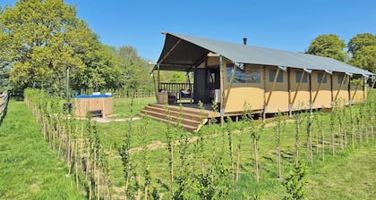2 bedroom accommodation in Alresford