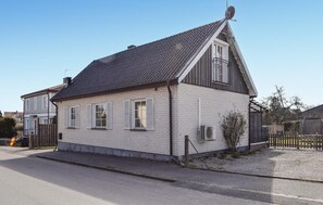 Exterior - Awesome home in Sölvesborg with WiFi (Sölvesborg)