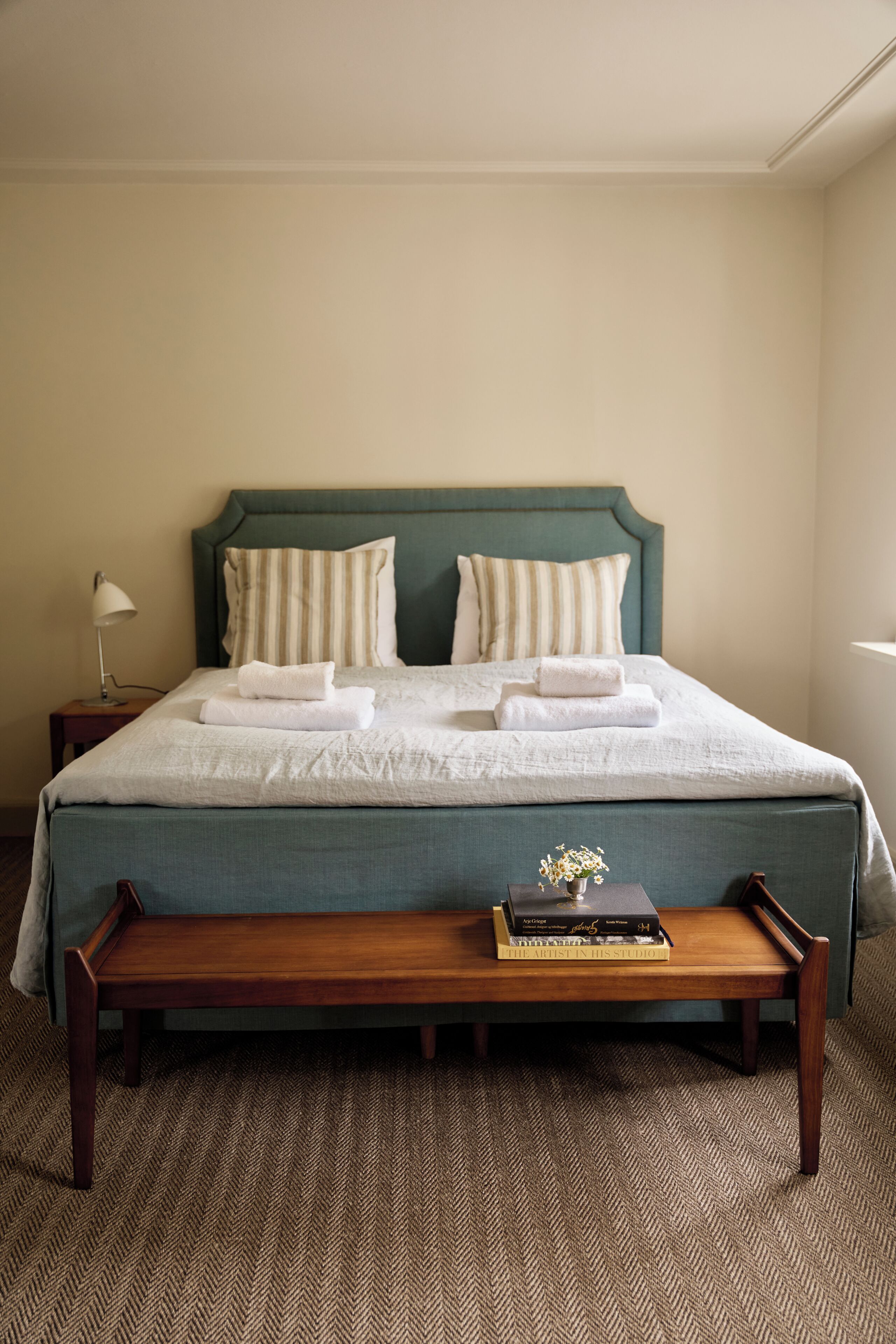 Quarto casal luxo | Wi-Fi de cortesia, roupa de cama