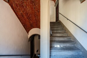 Interior - Sogno Apartment Lucca – Bright Loft in Historic Center, Sleeps 4 (Lucca)