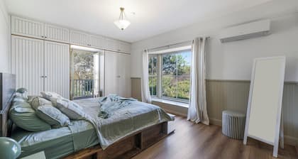 Mountain view at Windrush Country Estate