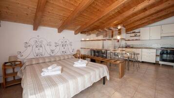 Studio Comfort - utsikt mot poolen | Gratis wi-fi