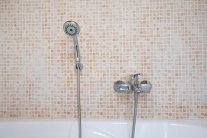Comfort-Studio, Poolblick | Badezimmer