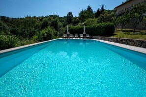 Studio Confort, vue piscine | Piscine