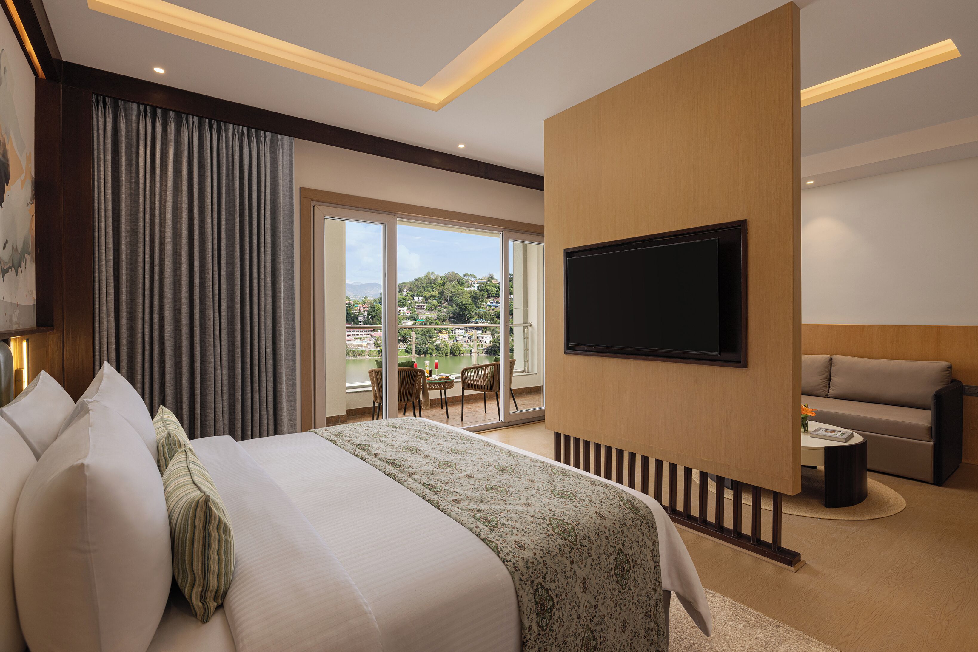 Suite, 1 grand lit (Lake View Suite) | Bureau, Wi-Fi gratuit, draps fournis
