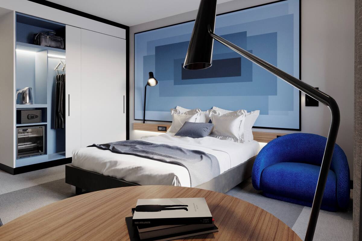 Kamar Premium, 1 Tempat Tidur King, Bebas Asap Rokok, pemandangan kota | Brankas, ruang kerja ramah laptop, tirai kedap cahaya, dan kedap suara