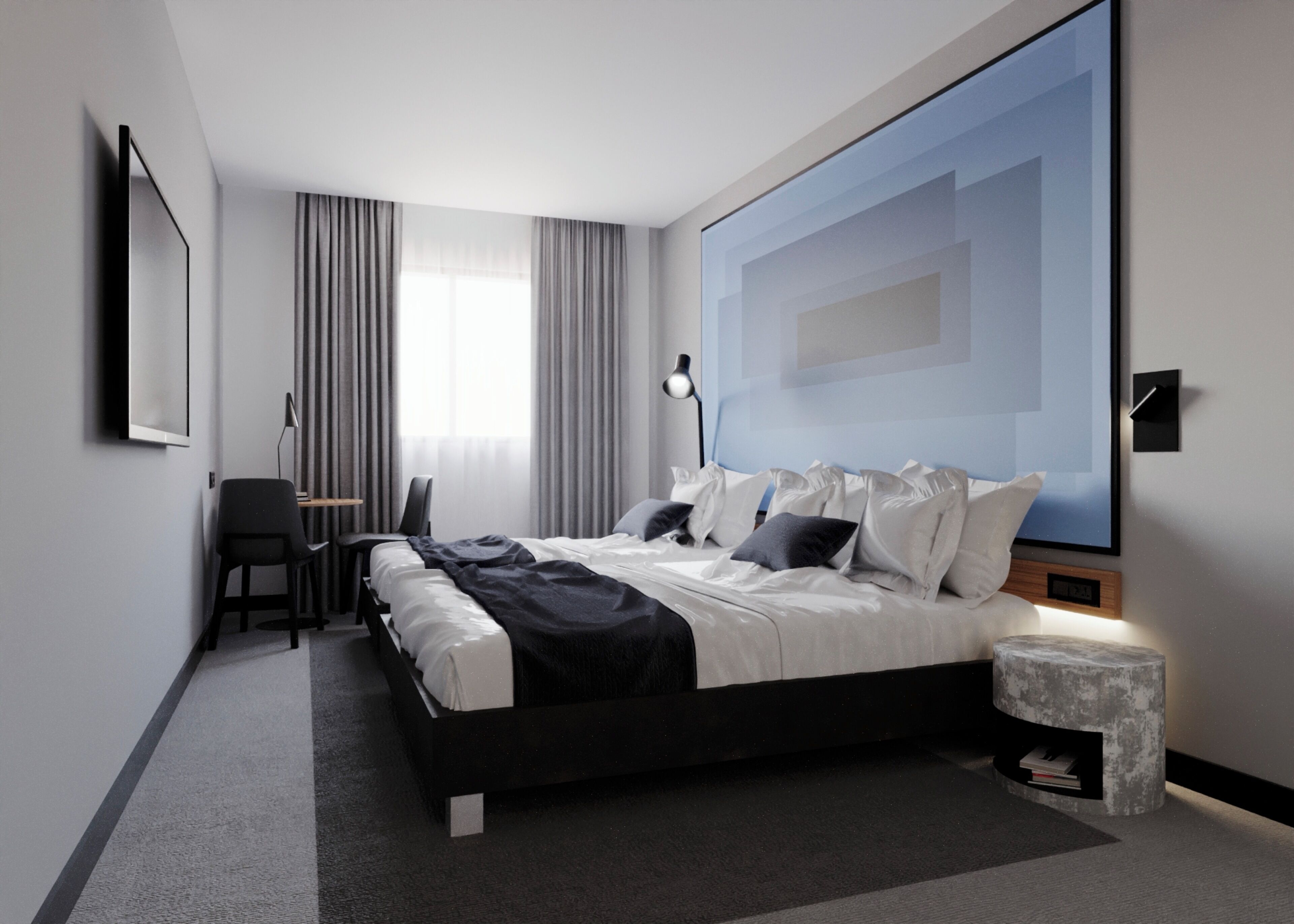 Una habitación de hotel moderna con una cama grande, un escritorio, una silla y un amplio ventanal con cortinas.