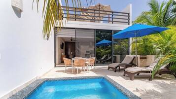 Casa, 2 habitaciones, patio | Alberca | Alberca al aire libre