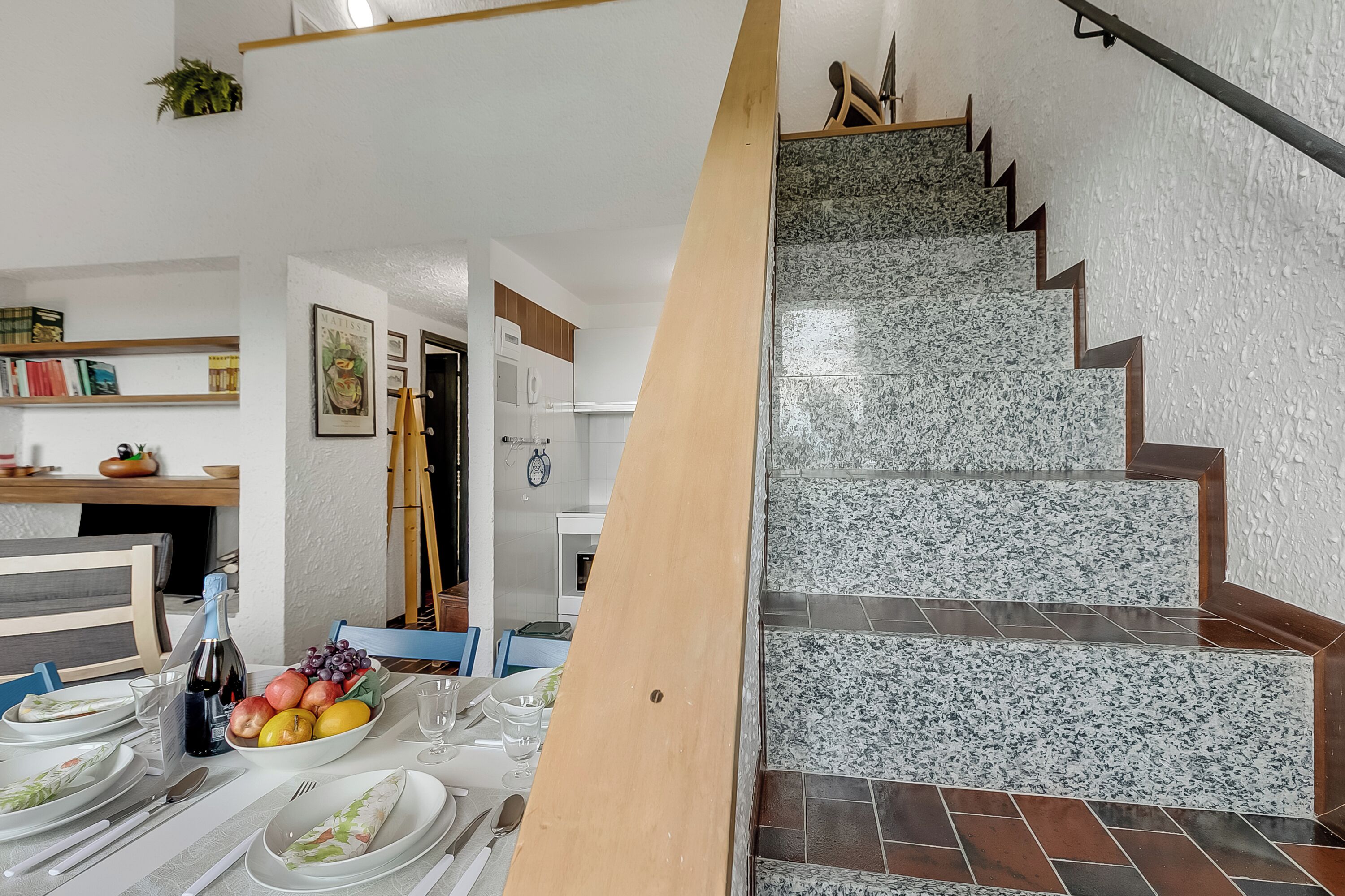 Family Townhome, Multiple Bedrooms, 2 Bathrooms, Mountainside (Oasi Nel Parco With Pool) | Dining