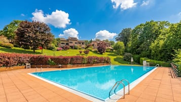 Family Townhome, Multiple Bedrooms, 2 Bathrooms, Mountainside (Oasi Nel Parco With Pool) | Pool | Seasonal outdoor pool