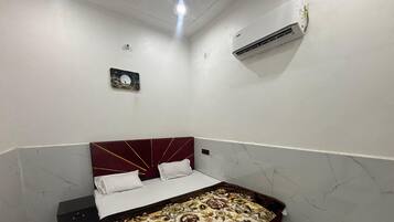 Deluxe Room | Free WiFi