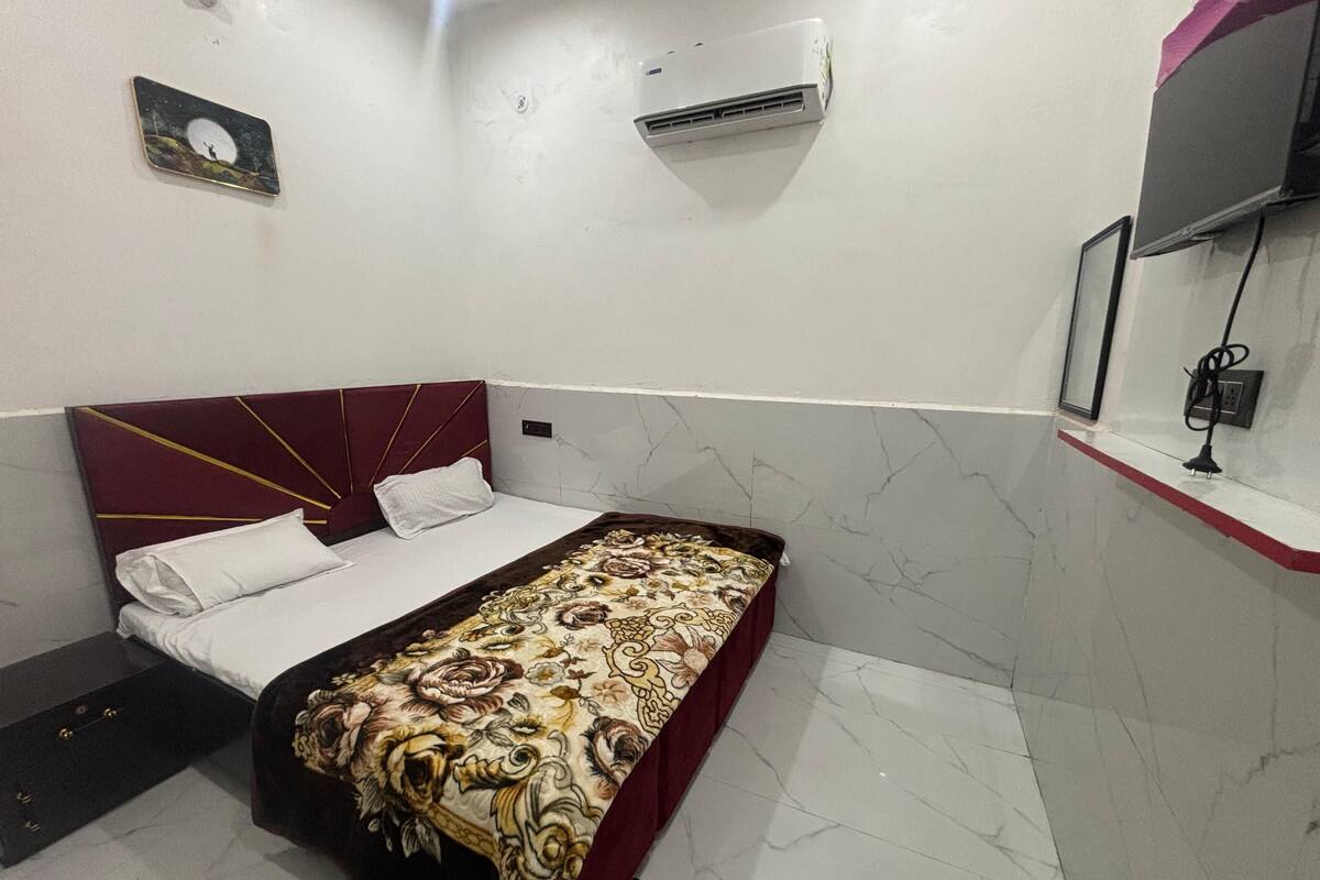 Kamar Deluks | Wi-Fi gratis