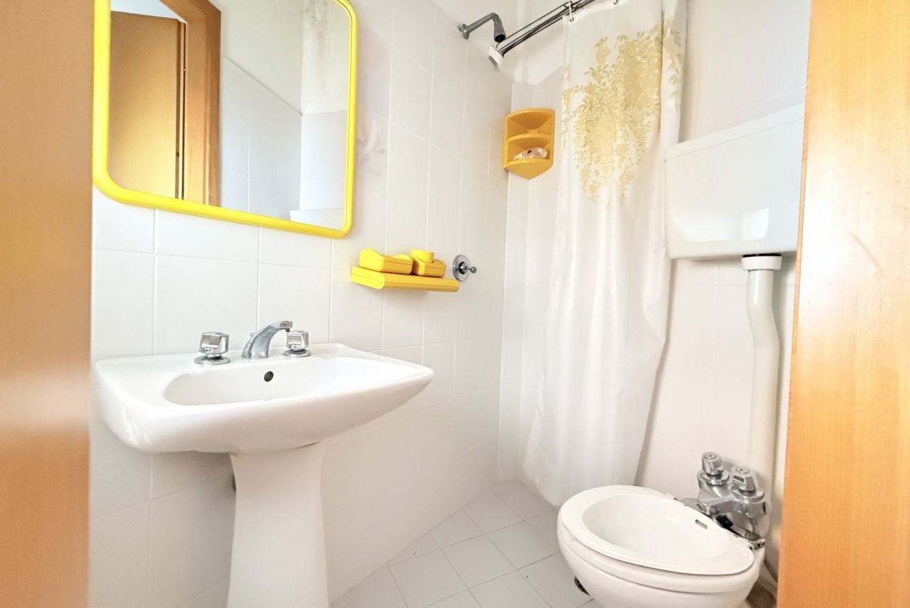 Dusche, Bidet, Handtücher