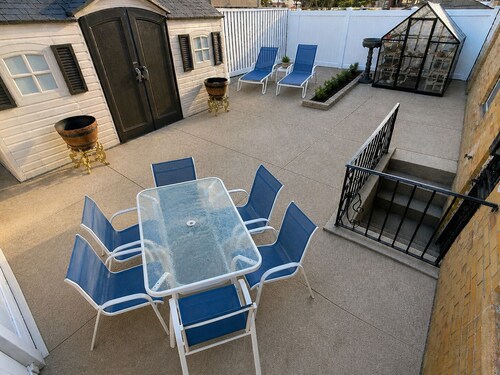 4-Bdrm. Home on Coveted, Cobble Stone St, 3k+ Sq. Ft., Fenced-In Backyard, Porch