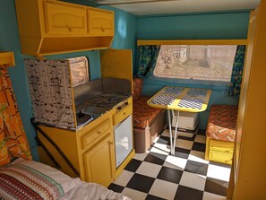 Room - The Vintage Caravan at the Source of the Loire (Lafarre)