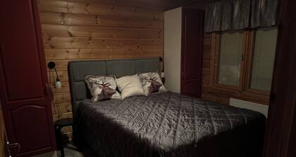 Cozy Alpine Retreat - Near Ski Lifts