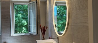 Frames of green - Cortona