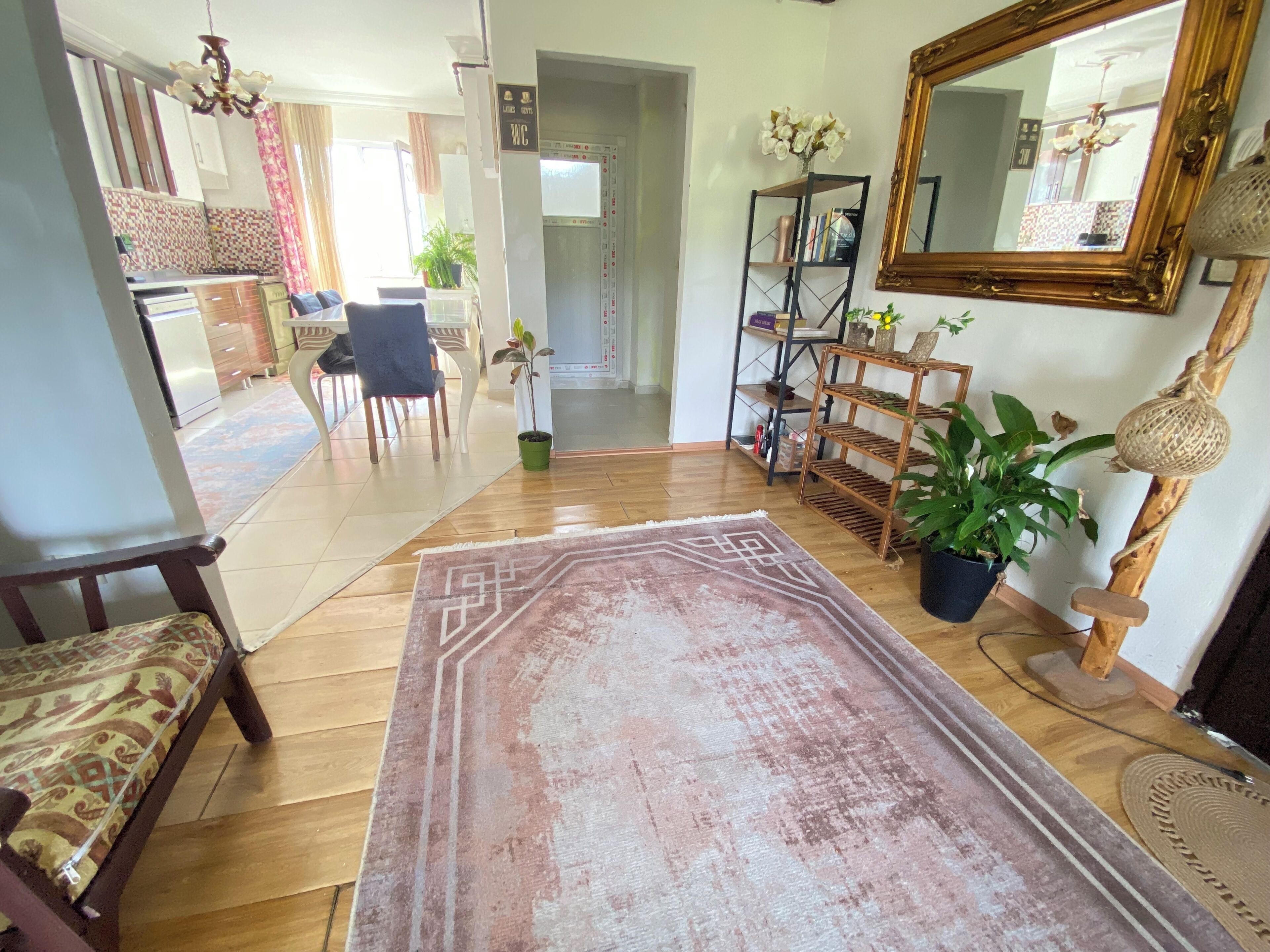 Apartment, 3 Bedrooms, Accessible, Smoking | Living room