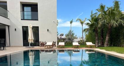 Luxurious, spacious villa in a secure residence, 5 minutes from the beach