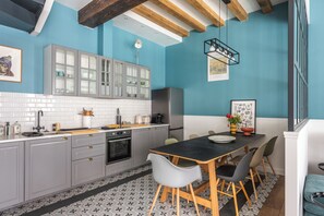 Private kitchen - Vrbo Property (Houdan)