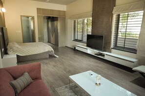 Room - Rare Aura Villa - Luxury Private Pool Getaway Near Bangalore (Bengaluru)