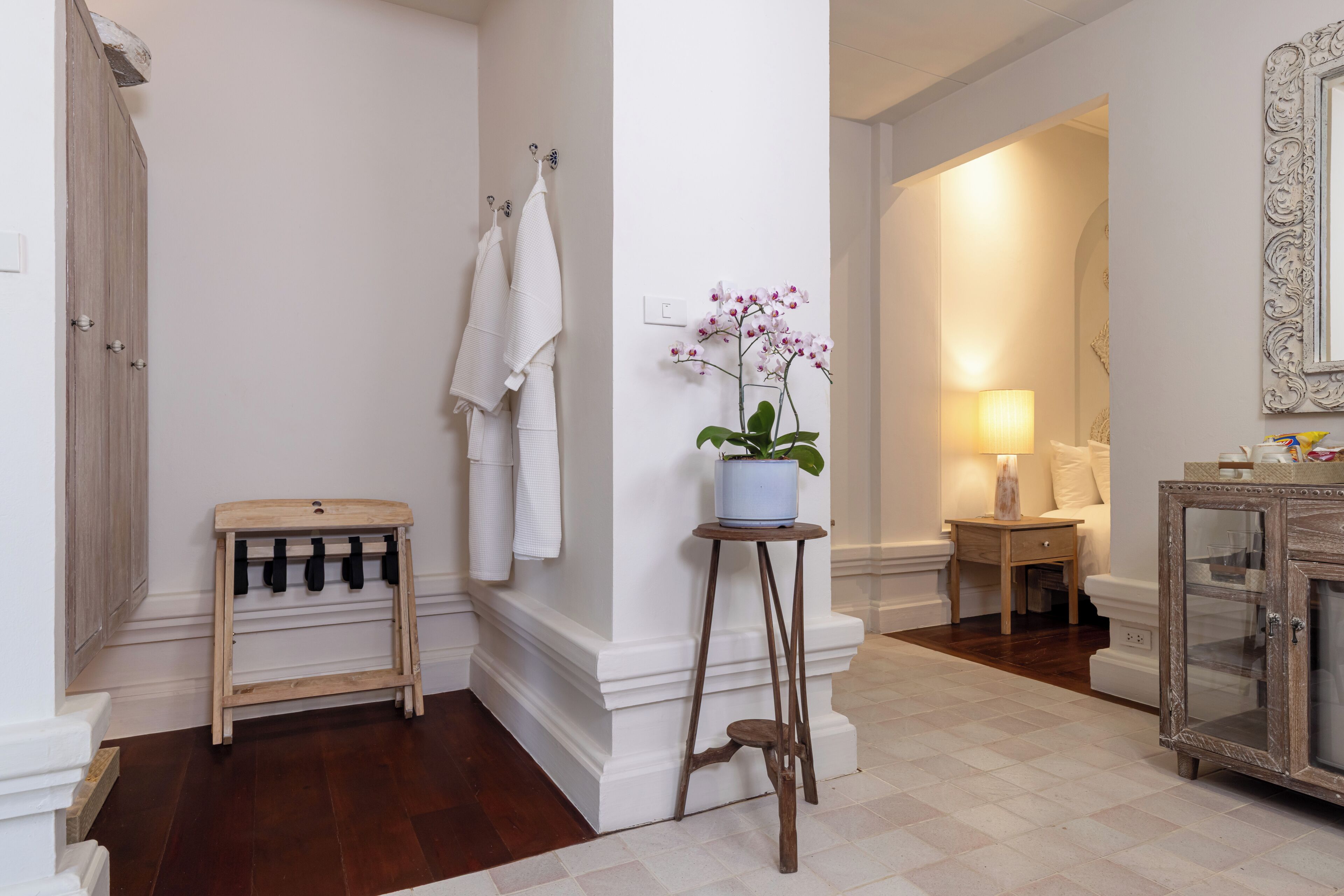 Deluxe Villa, Garden View | Bathroom | Shower, free toiletries, hair dryer, bidet