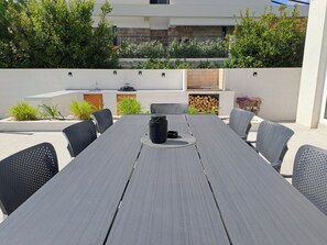 Outdoor dining - Modern villa with a private pool (Tivat)