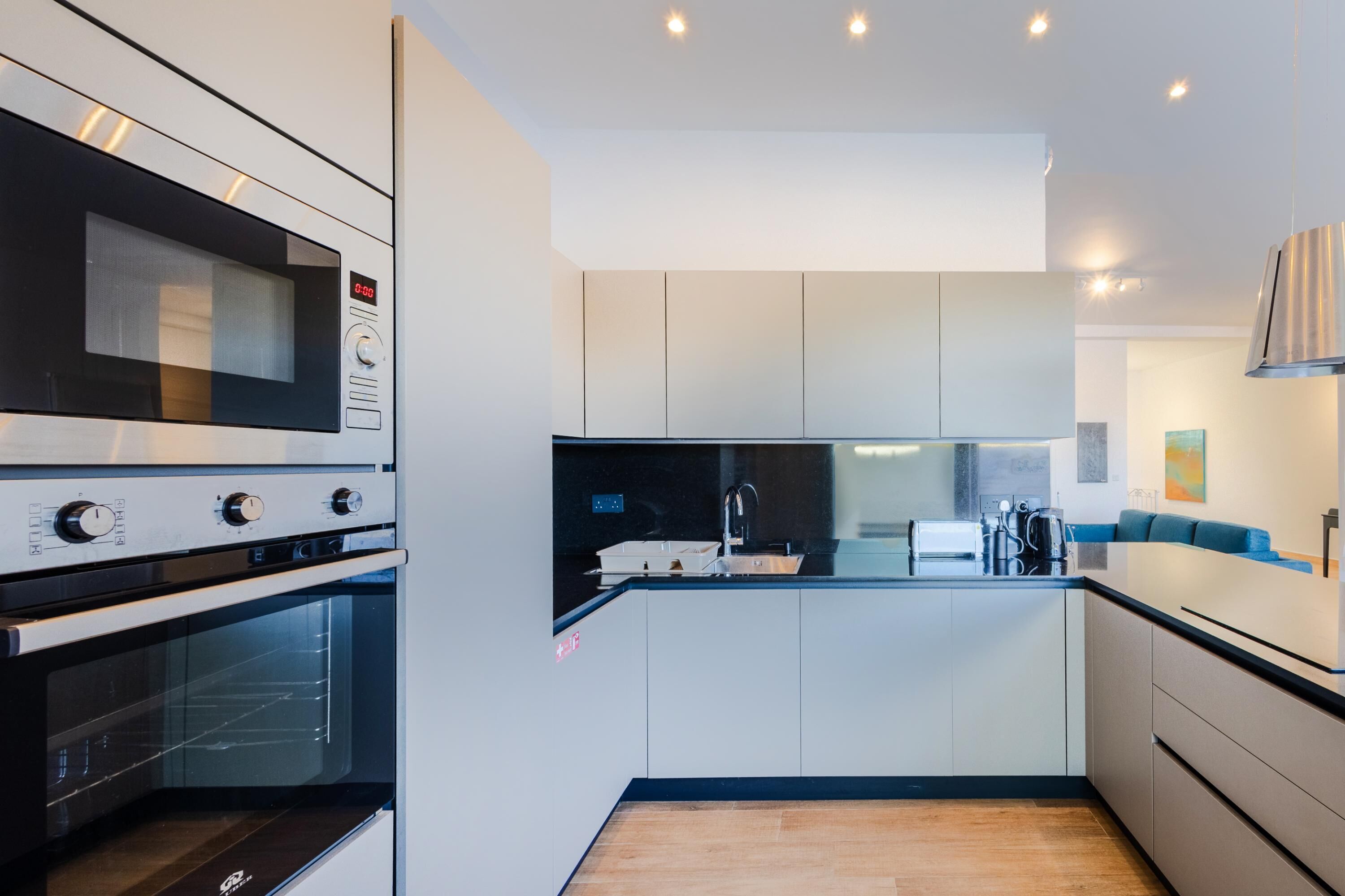 Maison mitoyenne Familiale, plusieurs chambres (Dar Sara Holiday Gozitan Home) | Cuisine privée | Réfrigérateur, micro-ondes, four, plaque de cuisson