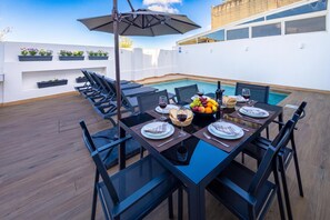 Nhà liên kế dành cho gia đình, 4 phòng ngủ, ban công (Dar Sara Holiday Gozitan Home) | Khu ẩm thực ngoài trời