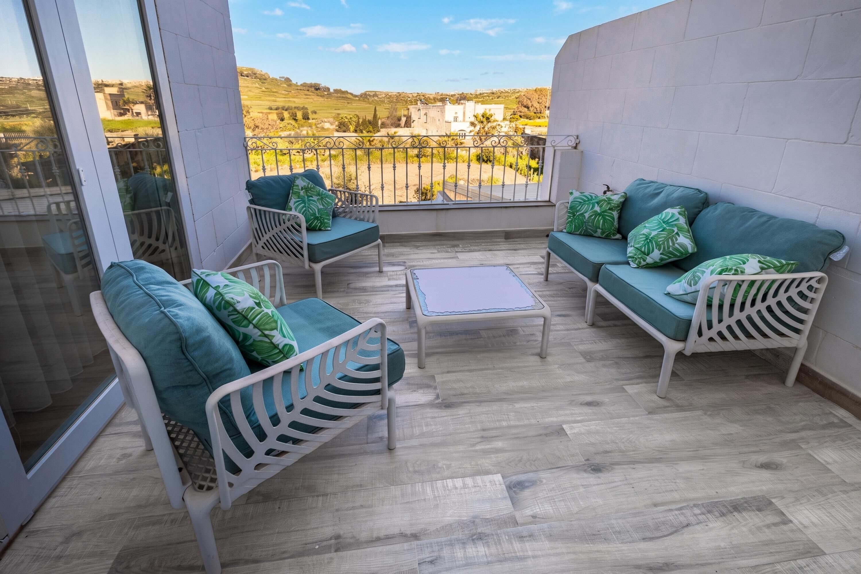 Family Townhome, 4 Bedrooms, Balcony (Dar Sara Holiday Gozitan Home) | Property grounds