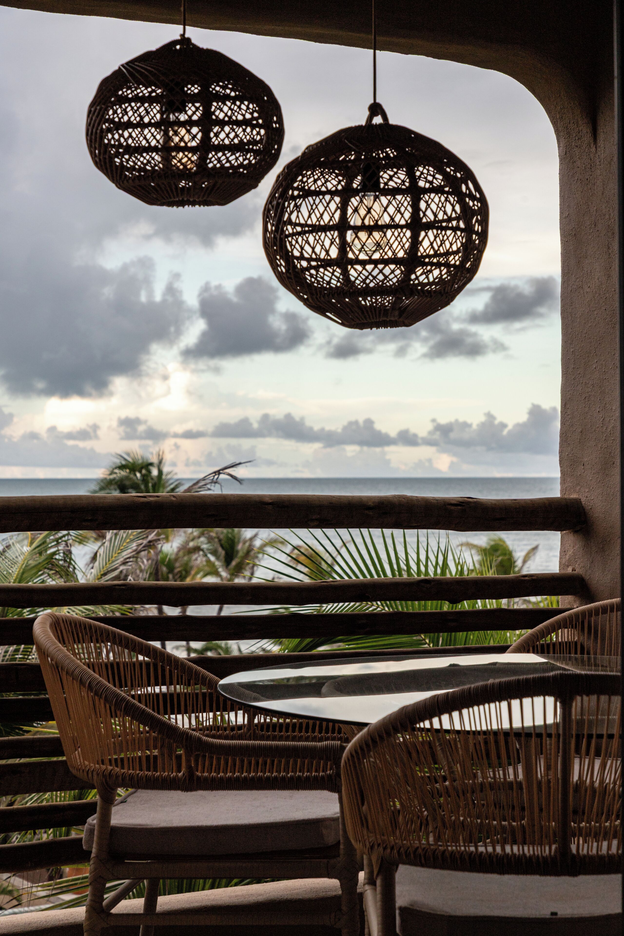 Superior Apartment, Lanai, Sea View | Outdoor dining