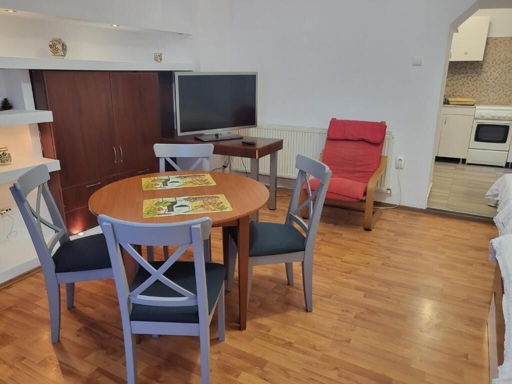 Estudio familiar, patio | Restauración