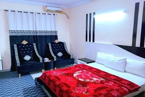Habitación estándar | Tabla de planchar con plancha y wifi gratis 