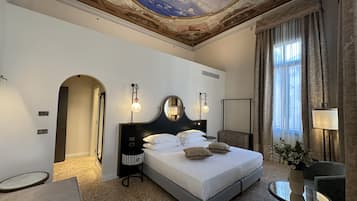 Minibar, in-room safe, desk, blackout curtains