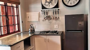 House, 1 Bedroom, Accessible, Balcony | Interior