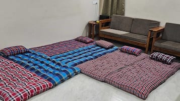 Villa | Katil lipat simpan/tambahan, Wi-fi percuma, cadar katil