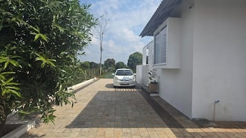 Kawasan hartanah