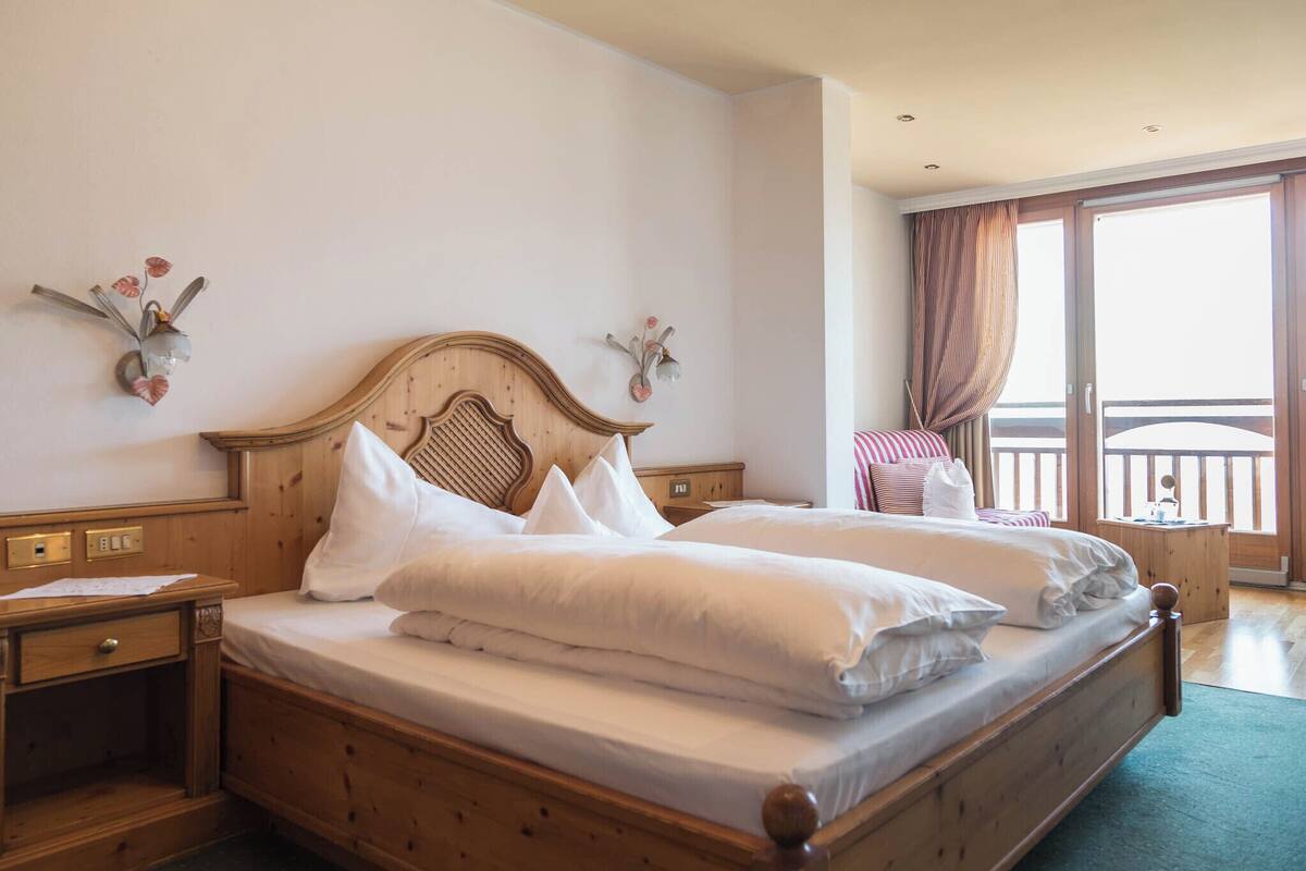 Chambre Double, vue montagne | Coffres-forts dans les chambres, décoration personnalisée