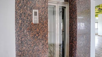 Elevator