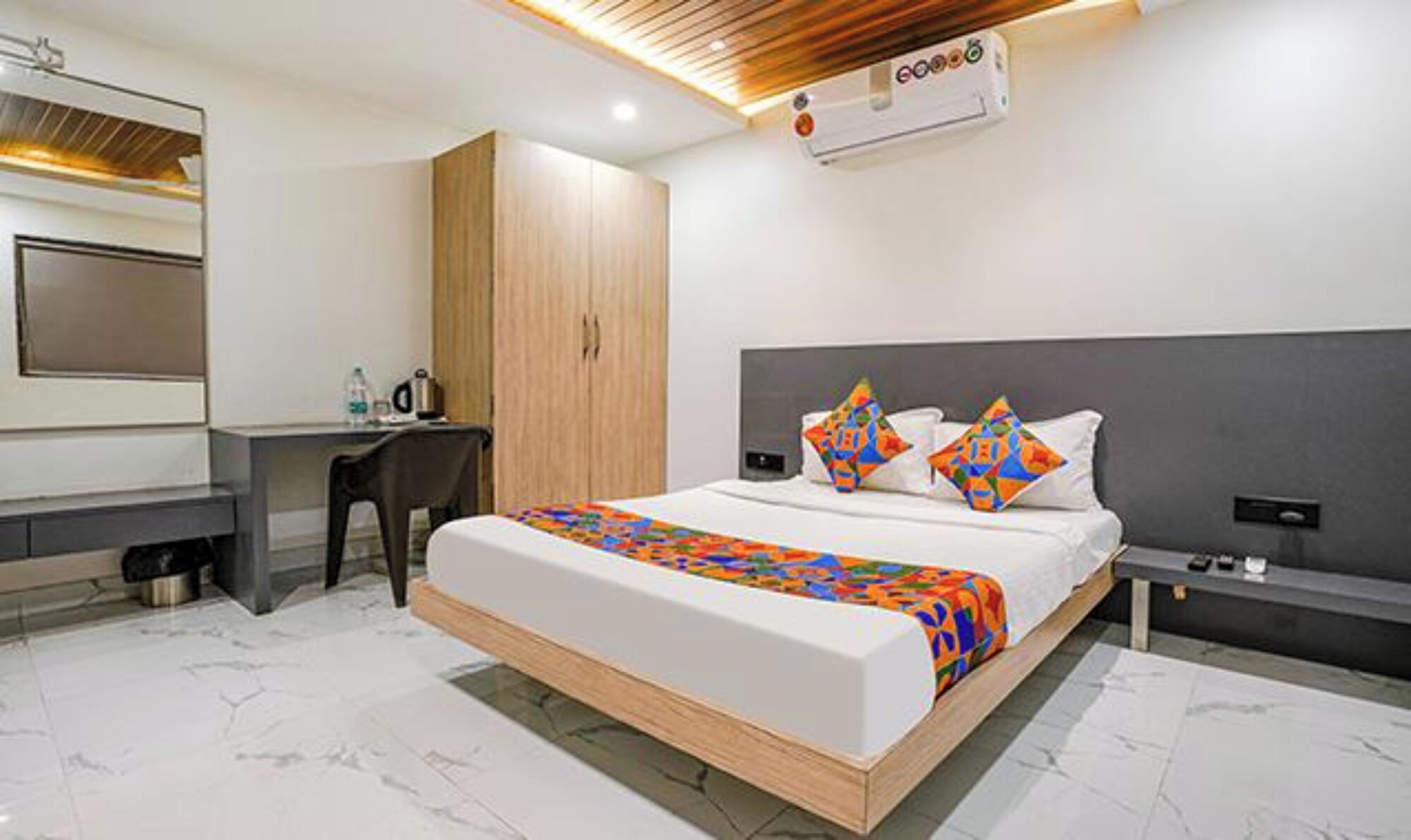 Deluxe Room | Egyptian cotton sheets, premium bedding, in-room safe, free WiFi